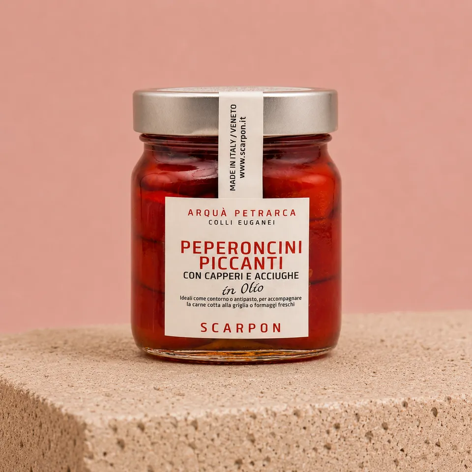 Peperoncini Piccanti con Capperi e Acciughe in Olio